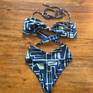 Skatie Navy and Light Blue Geometric Bikini Set